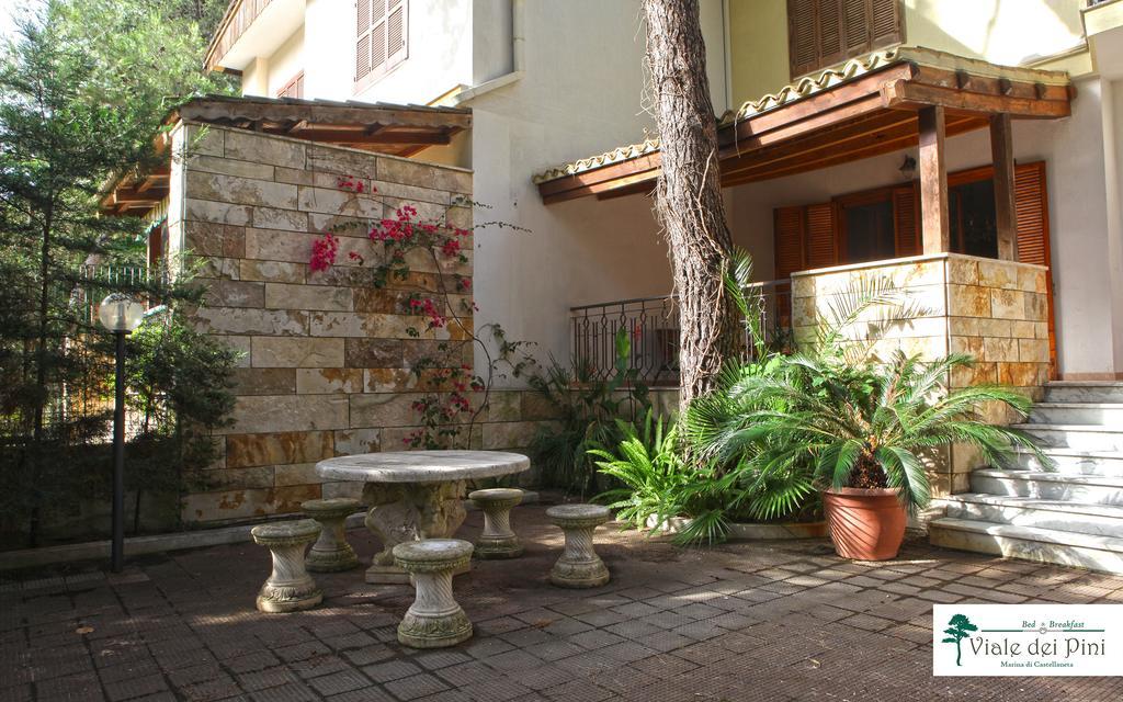B&B Viale Dei Pini Кастелланета-Марина Экстерьер фото