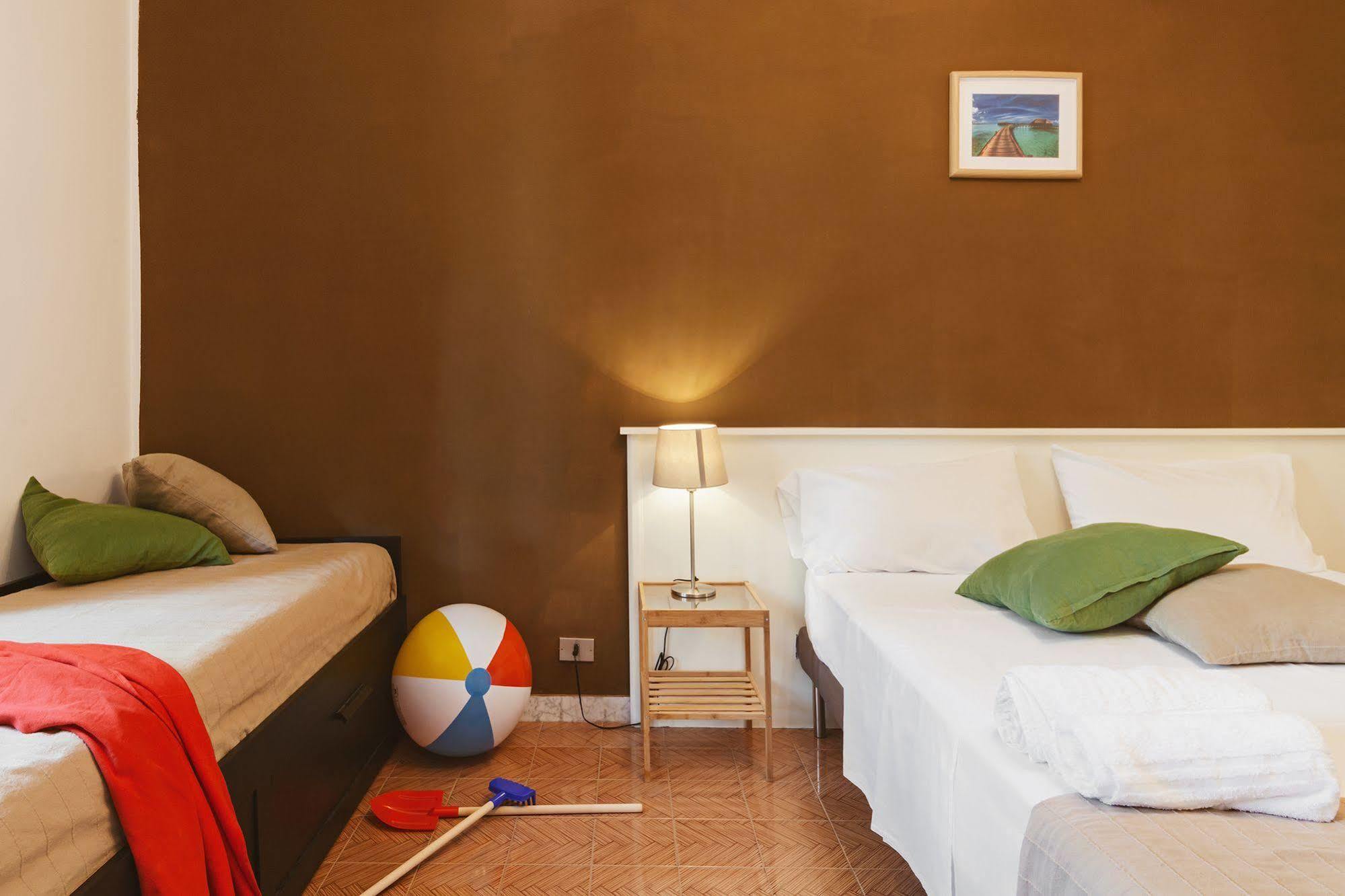 B&B Viale Dei Pini Кастелланета-Марина Экстерьер фото