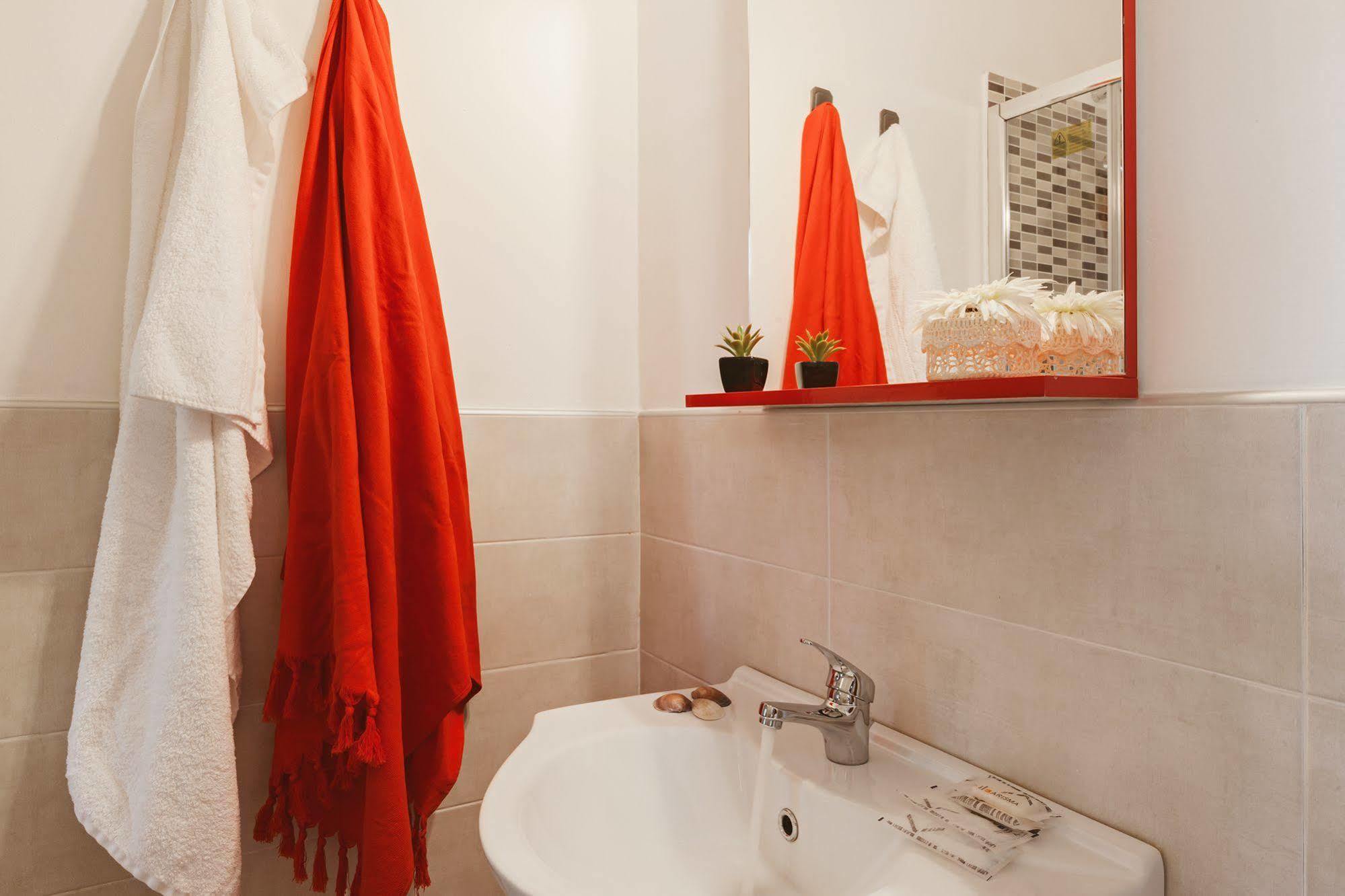 B&B Viale Dei Pini Кастелланета-Марина Экстерьер фото